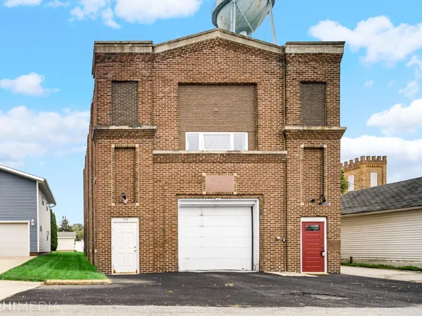 106 Ridge St, Westville, IN 46391