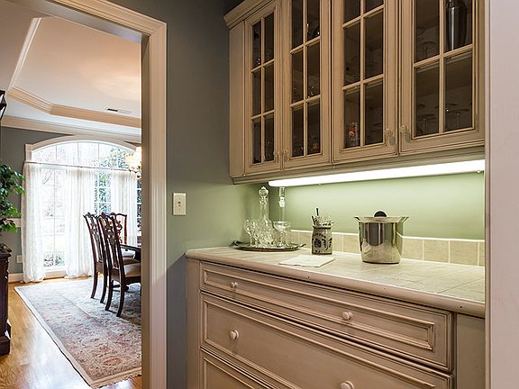Butler's Pantry