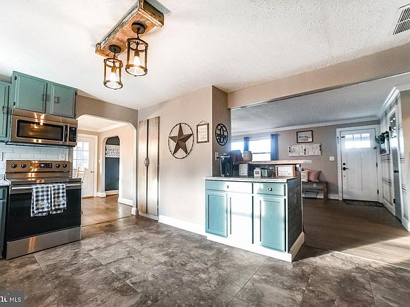 3rd image of 26214 Mechanicsville Rd