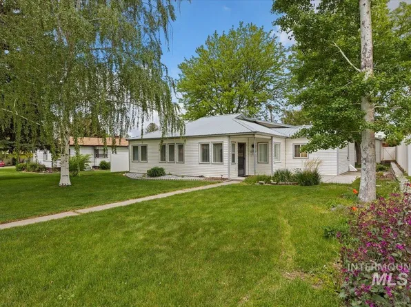 704 E Avenue D, Jerome, ID 83338