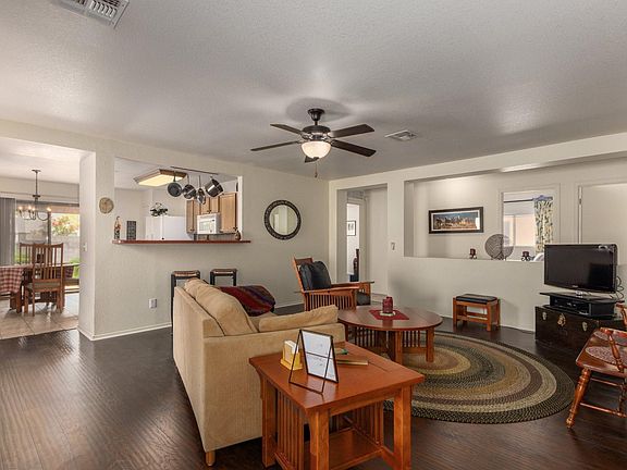 3rd image of 3013 W White Feather Ln