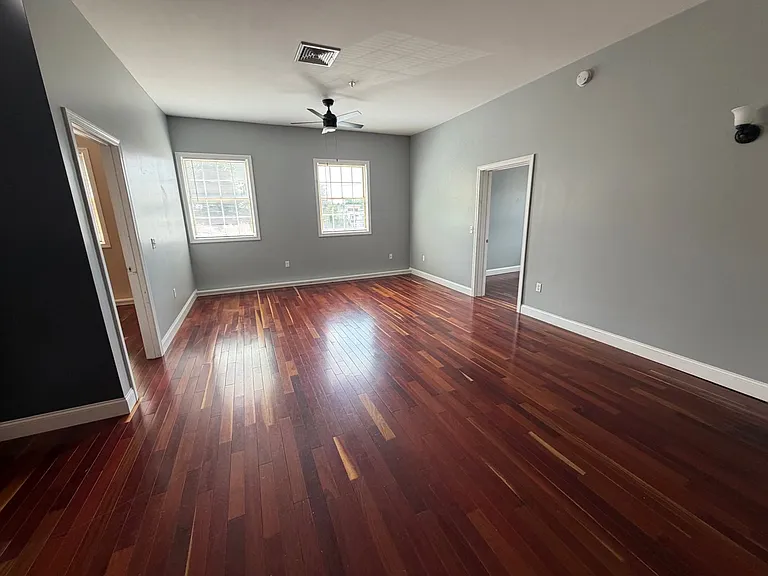 664 Columbus Ave — Photo 5