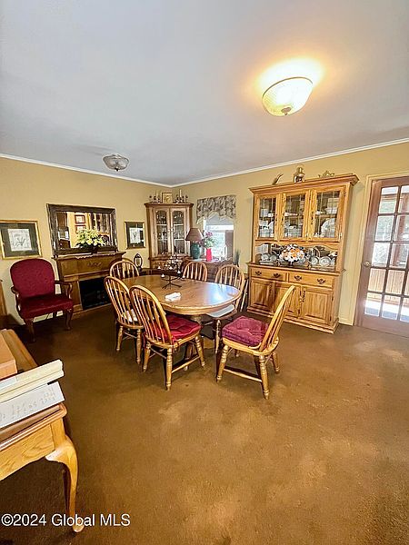 3rd image of 2220 Clifton Park Road