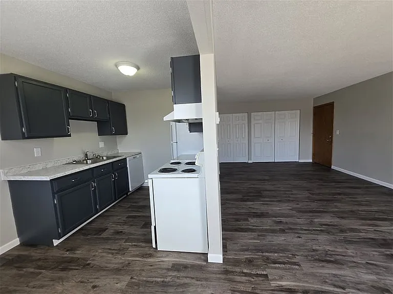 502 Lewis Ave E #310 — Photo 6