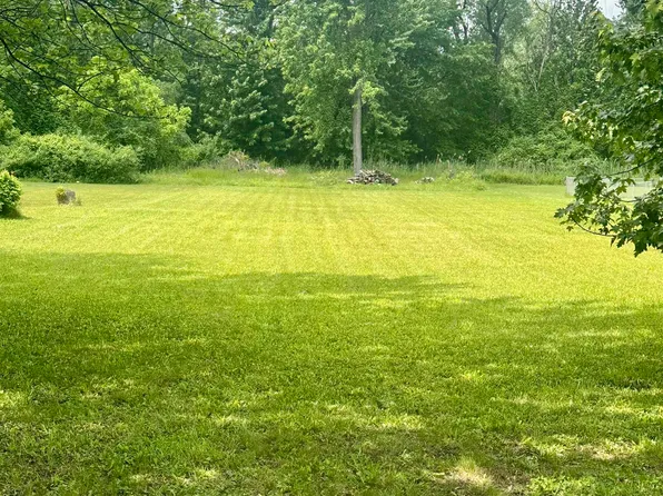 Ledyard Rd, Essexville, MI 48732