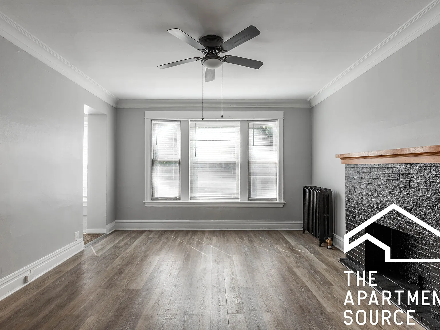 4 bed, 1600 sqft, $3,700 — Photo 2