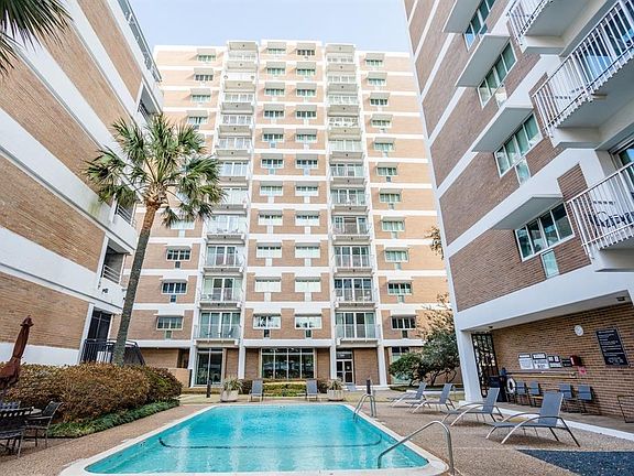 3rd image of 3600 Montrose Blvd Unit 908