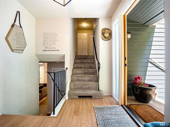 3rd image of 4415 Merry Ln W
