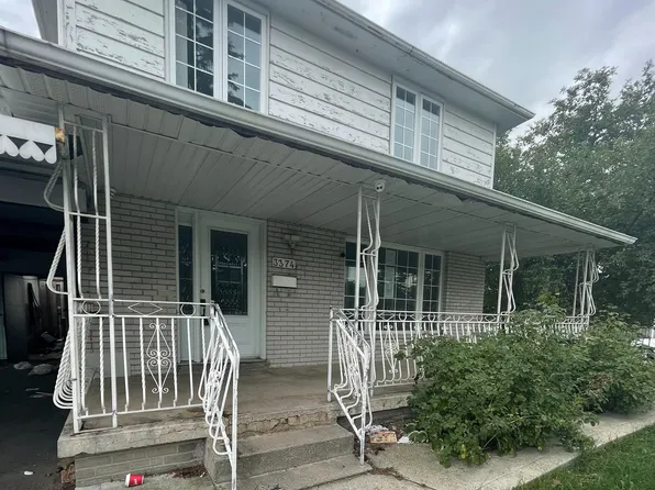 3374 Morning Star Dr, Mississauga, ON L4T 1X8