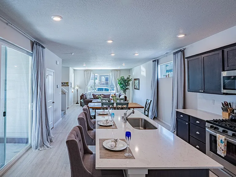 2636 N Osprey Ln — Photo 5