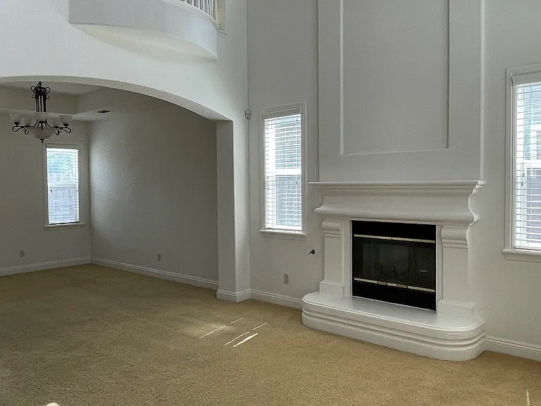Mountain Vista Cir — Photo 1