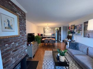 2211 W 2nd Ave #207, Vancouver, BC