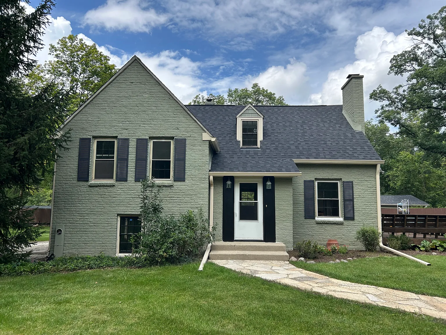 3120 Deerfield Rd photo 1