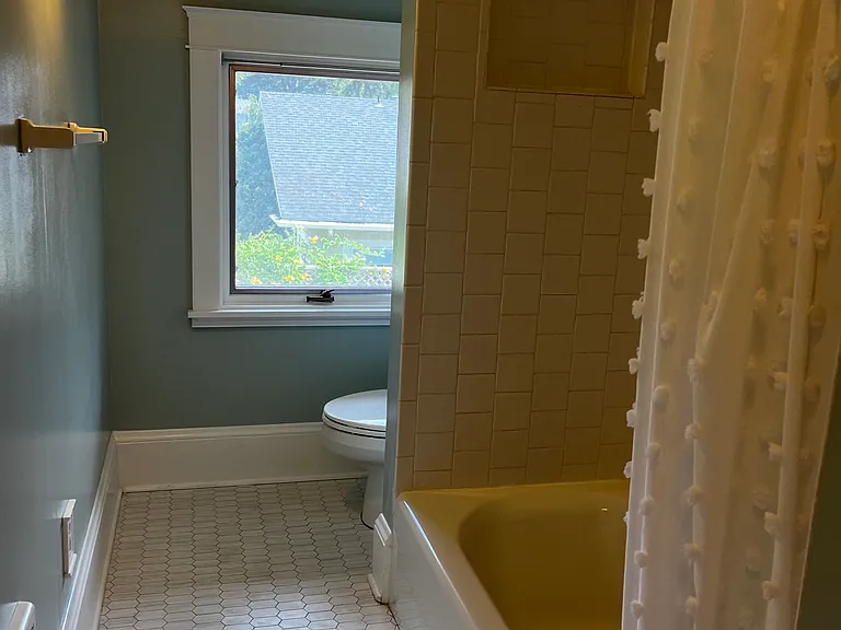 2525 NE Knott St — Photo 47