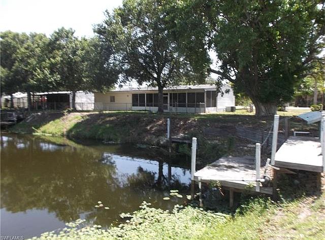 2nd image of 1300 Riverview Dr