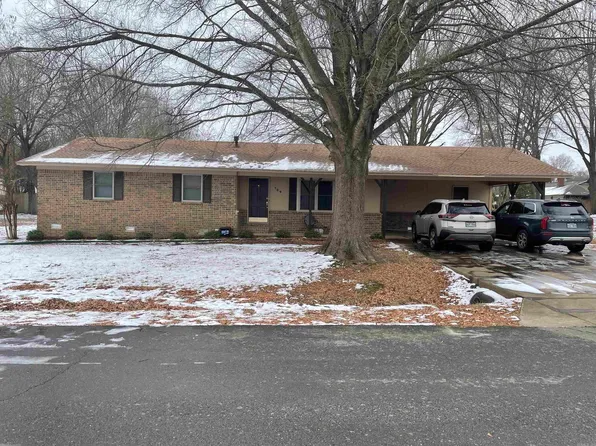 704 Magnolia St, Beebe, AR 72012