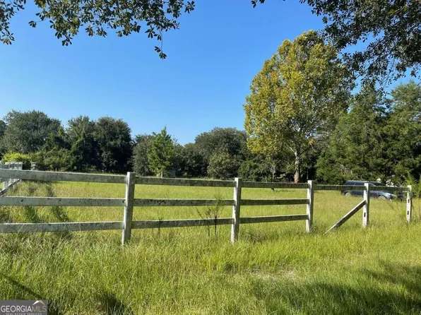 5939 Wood Duck Trl, Blackshear, GA 31516