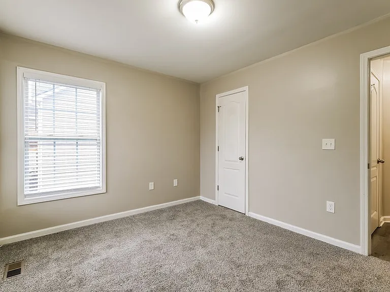 9695 Poole Rd — Photo 14