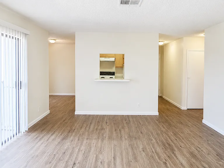 4581 Macher Way #B — Photo 3