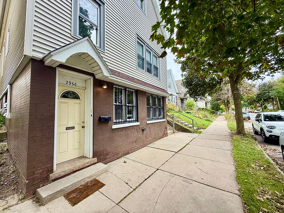 Dual Entry Through Front & Back Doors