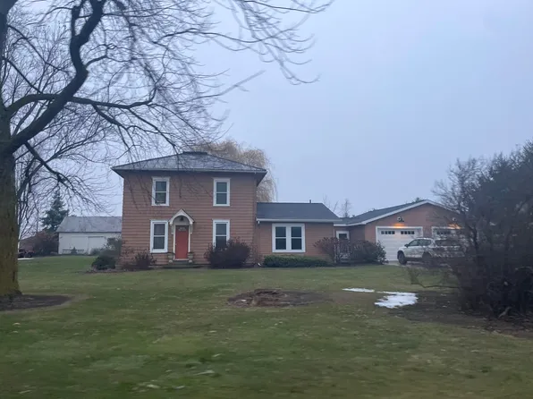 9611 E Walton Rd, Shepherd, MI 48883