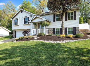 15 Apostle Ct, Fenton, MO