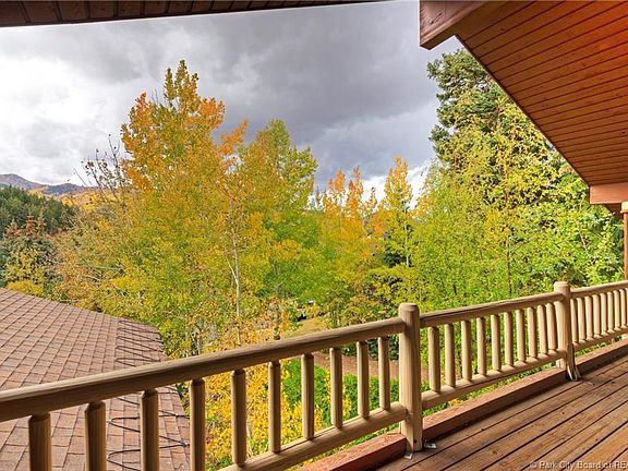 4th image of 429 Centennial Cir