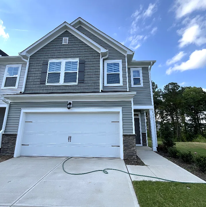 147 Aster Bloom Ln