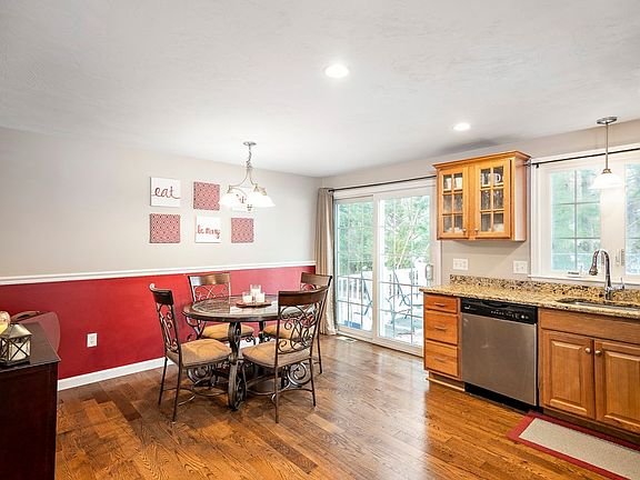 5th image of 37 South St APT 6