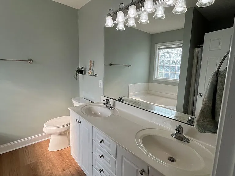 642 Hillside Dr — Photo 17