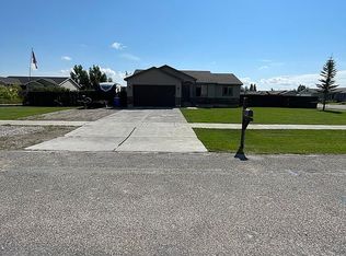 3082 Sagebrush Cir, Iona, ID 83427