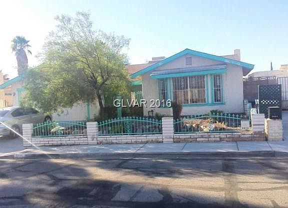 2nd image of 5673 Maceta Ave