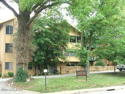 2505 Brownsboro Rd APT B5, Louisville, KY, 40206