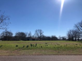 2901 Country Club Rd W, Longview, TX 75602