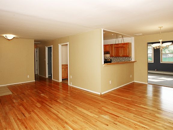 Large Living/Dining Room
