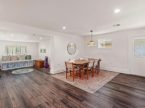 4th image of 420 Beverly Garden Dr