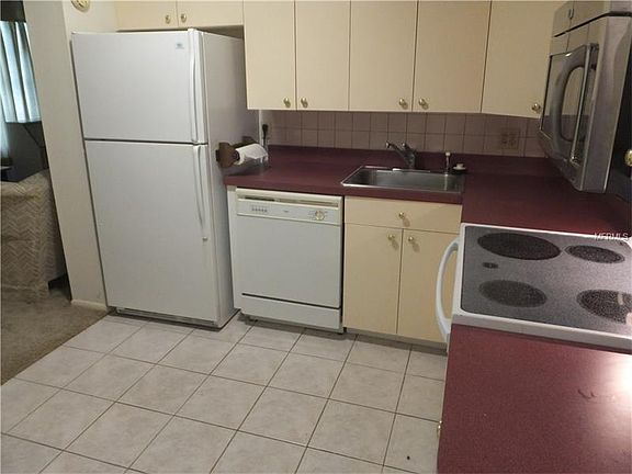 5th image of 2448 Columbia Dr APT 6
