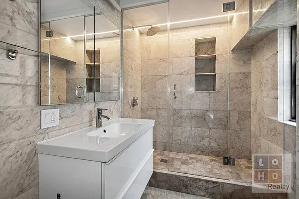 Rented by LoHo Realty | media 10