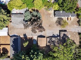 2291 Guerneville Rd, 2293 A