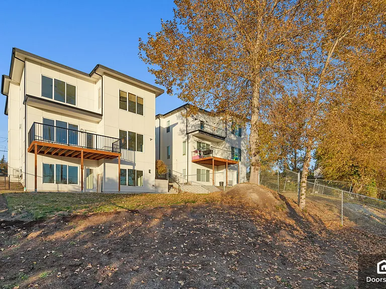 2847 S Othello St — Photo 40