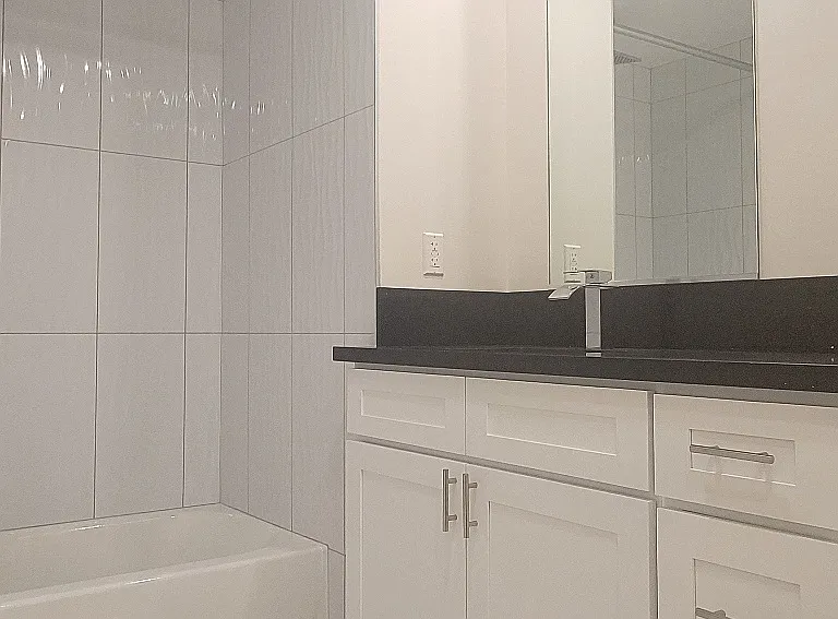5758 Camellia Ave #301 — Photo 4