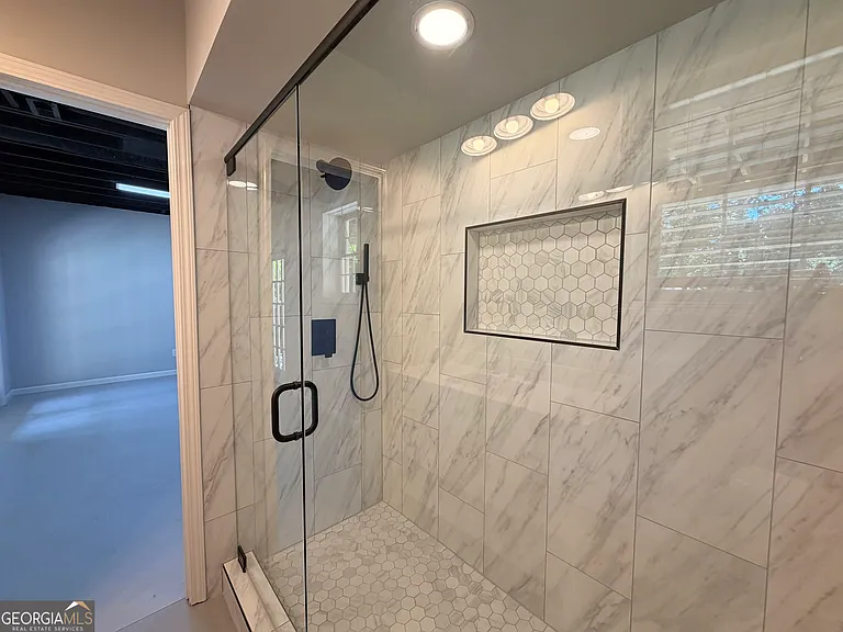295 Redwood Dr SW — Photo 27