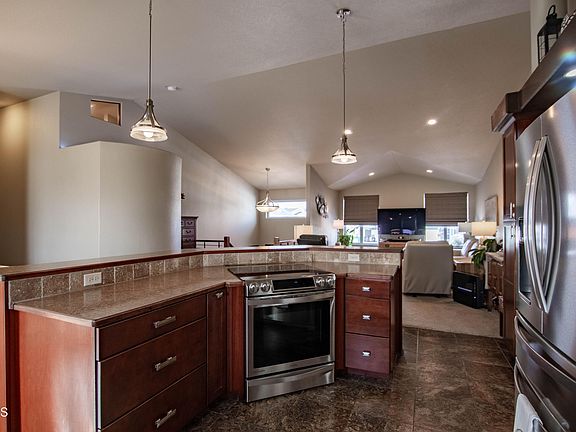 4th image of 4901 Driftwood Ln
