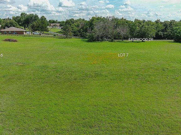 4th image of 107 Eastwood Dr Lot 7