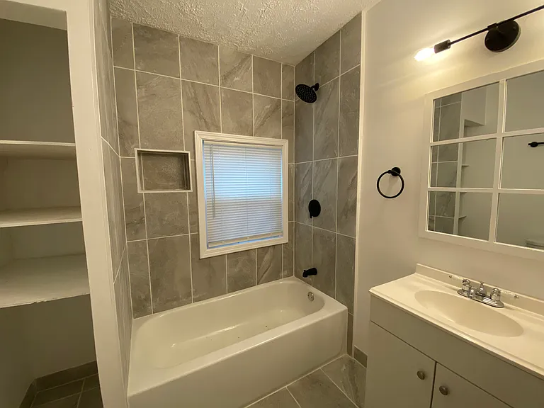 3119 Portland Ave #1 — Photo 3