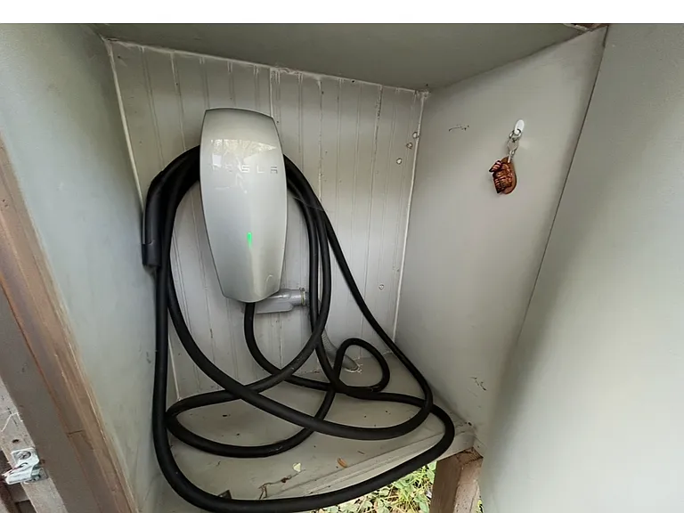 1380 Sanford Ranch Rd — Photo 12