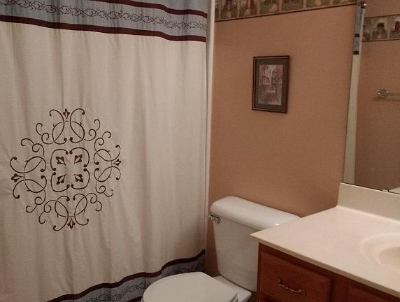 4th image of 1608 Brookridge Circle Dr