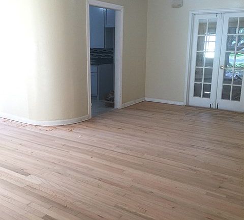 3rd image of 1016 Orange Ave