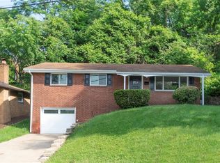 112 Lebeau Pike, Pittsburgh, PA 15221