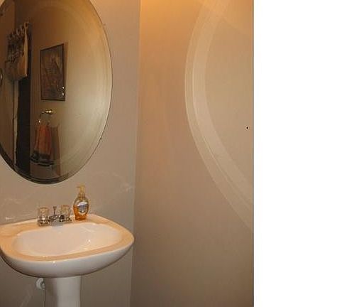 4th image of 42125 Freeport Ct #2